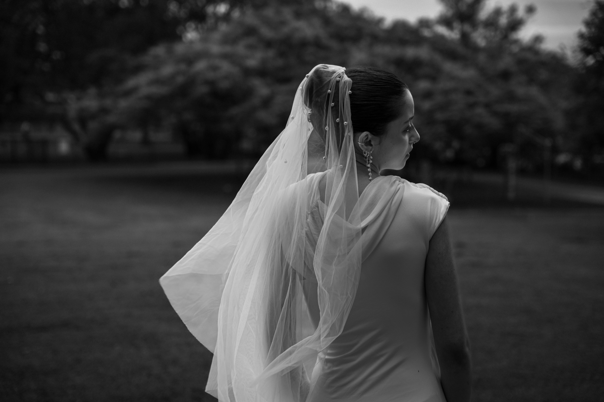 Laura, portrait, hands on shoulder